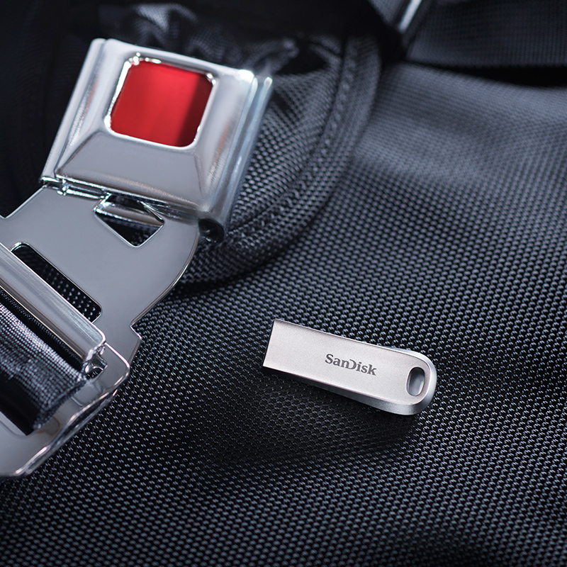 闪迪 SanDisk SDCZ74-064G-Z35 U盘 64GB USB3.1 读速150MB/s  内含安全加密软件 酷奂银色 计价单位:个