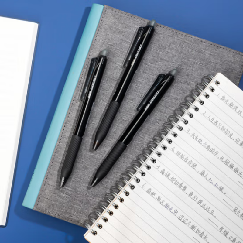 得力 deli GT7 按动可擦中性笔 0.5mm子弹头学生中性笔 黑色 12支/盒 149*26.5*75mm 计价单位:盒 得力 deli GT7 按动可擦中性笔 0.5mm子弹头学生中性笔 黑色 12支/盒 149*26.5*75mm 计价单位:盒