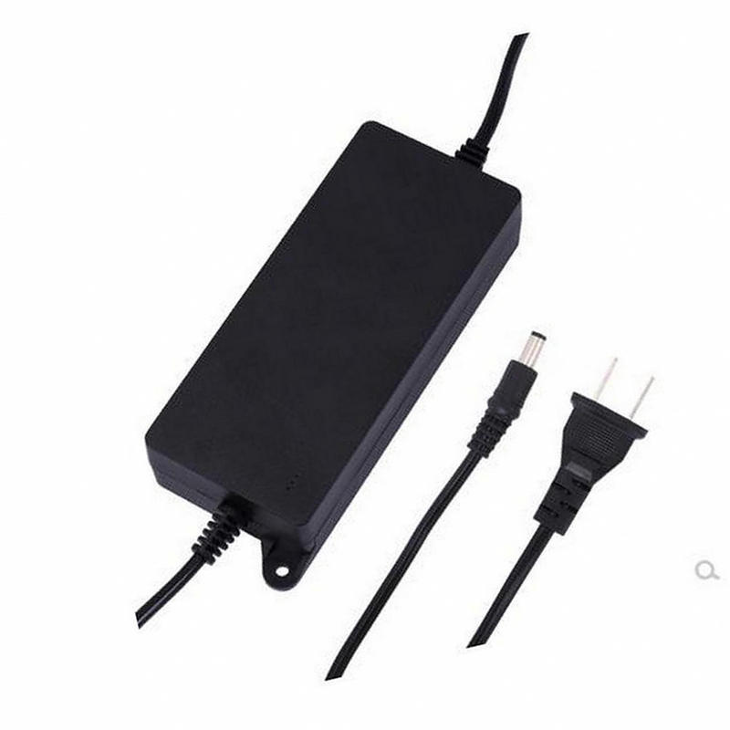 小耳朵  XIK-S-60-12 电源 12V5A 计价单位:个