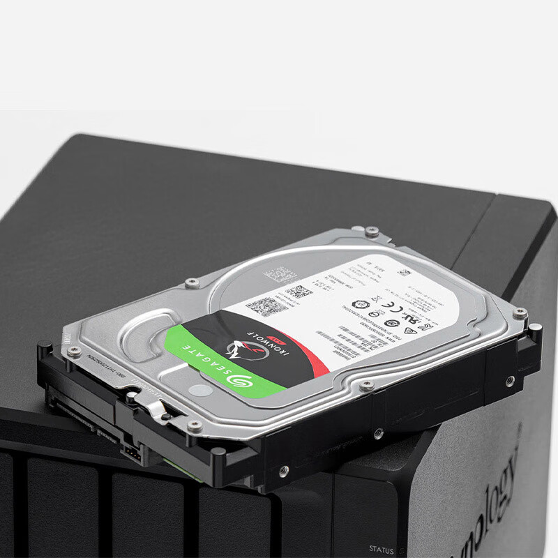 希捷 SEAGATE ST16000VN001 NAS硬盘 16TB 256MB 7200转 PMR CMR垂直技术 SATA 酷狼IronWolf  计价单位:个