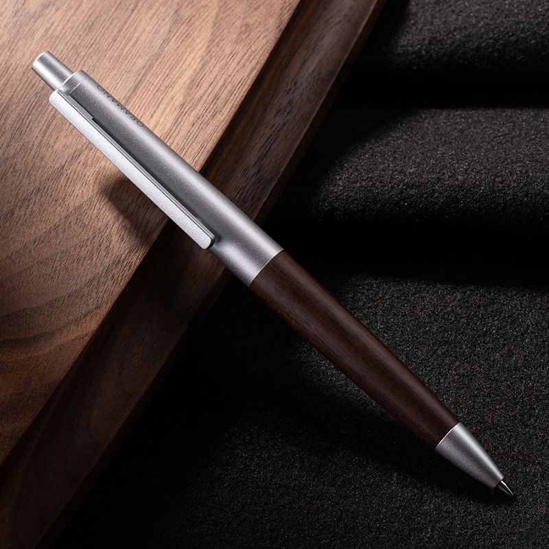 得力 deli A9Pro-05 中性笔 0.5mm子弹头 曜栗色 计价单位:盒 得力 deli A9Pro-05 中性笔 0.5mm子弹头 曜栗色 计价单位:盒