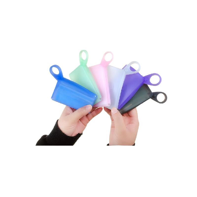 谋福  黑色2个装 硅胶口罩收纳盒 一次性口罩收纳夹 口罩暂存夹便携防尘收纳袋 计价单位:包