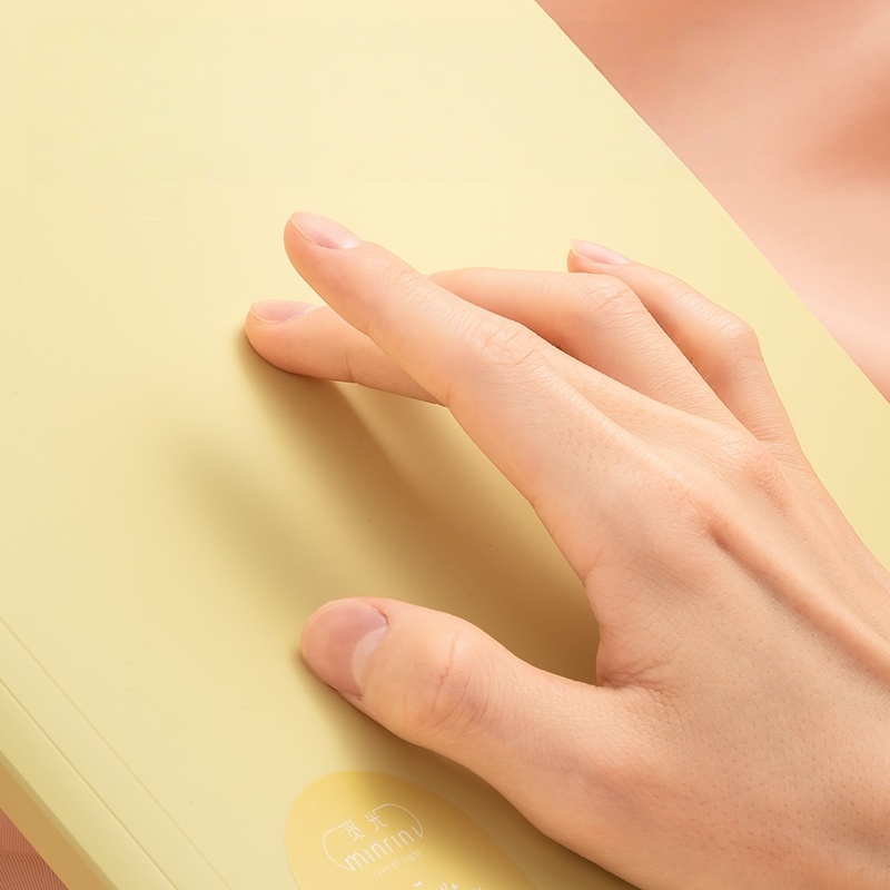 得力 deli PQ607-40 资料册 PP觅光40页 颜色随机发 计价单位:个 得力 deli PQ607-40 资料册 PP觅光40页 颜色随机发 计价单位:个